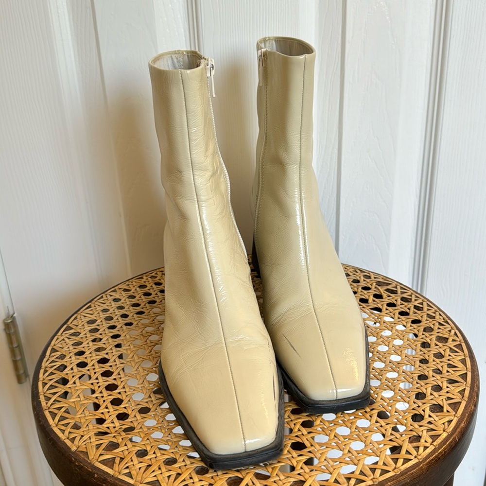 Off white leather block heel boots - Vegabond shoemakers
